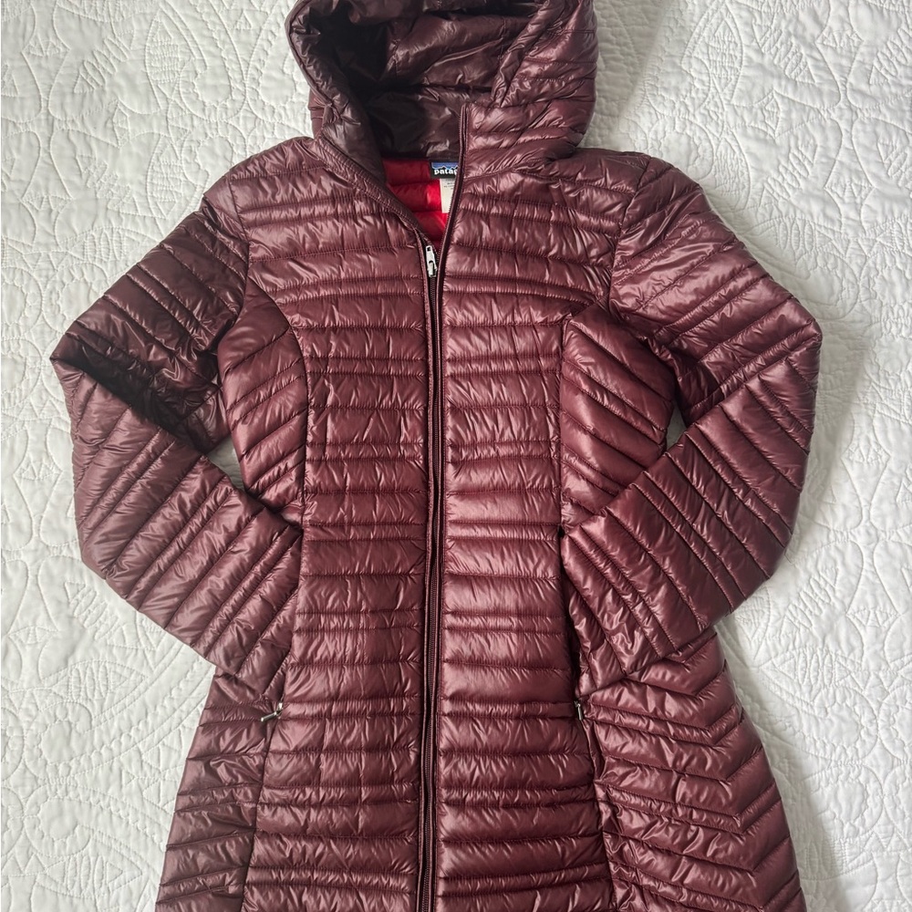 Patagonia Women's Puffer Jacket - Deep Burgundy
